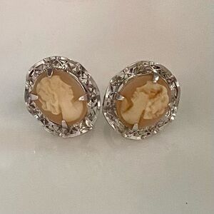 Vintage Sorrento Sterling Shell Cameo Earrings – .5” Screwbacks